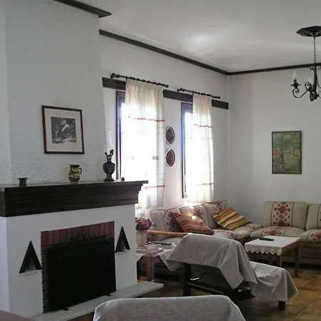 ヴィラ Villa-shelter Surrounded By Olives, Kato Gatzea, Pilio *